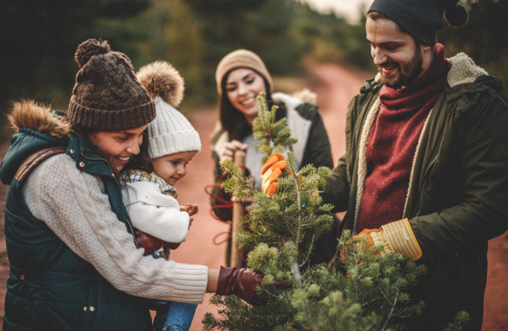 Christmas tree family photo